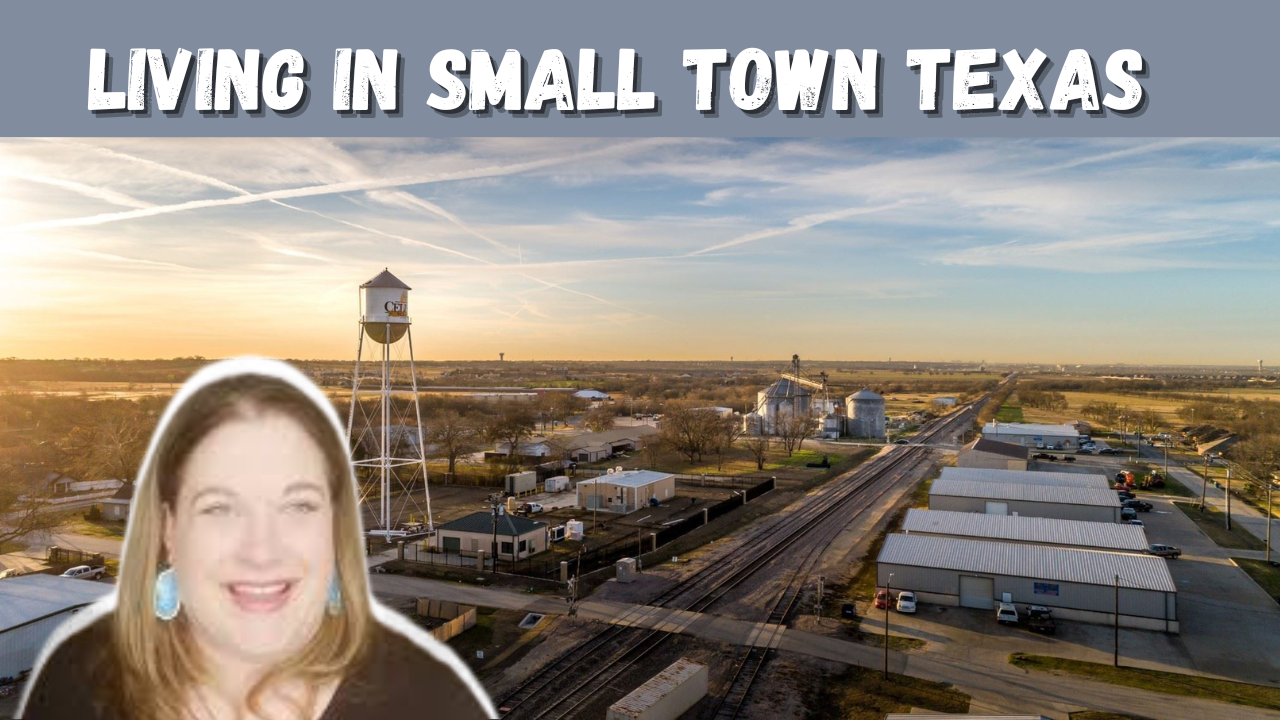 Small Town Living In Texas // Small Towns Near Dallas